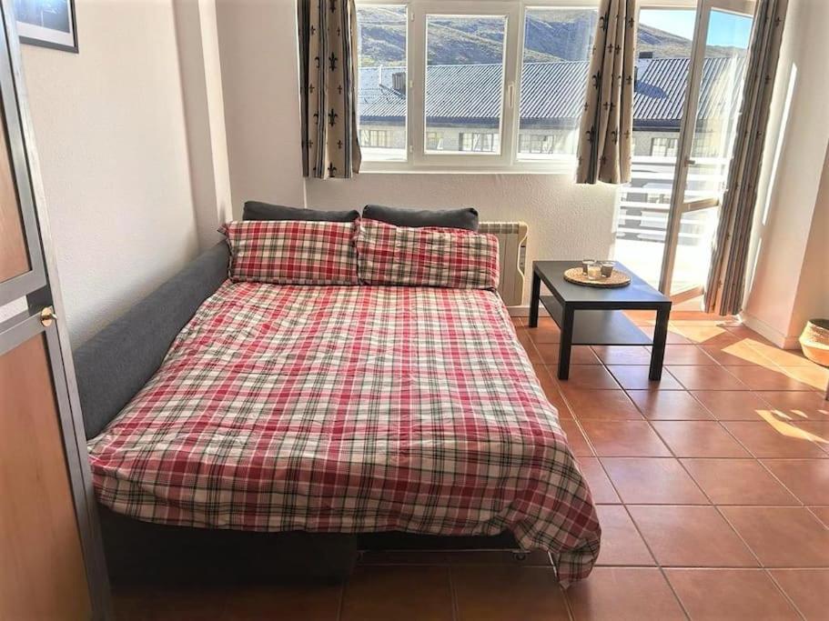 Appartement Little Rest Montblanc 6 Pax Personas Wifi Garaje Plaza Pradollano à Monachil Extérieur photo