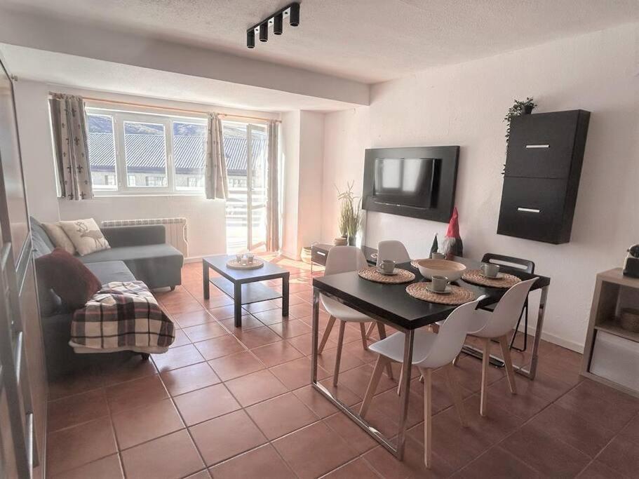 Appartement Little Rest Montblanc 6 Pax Personas Wifi Garaje Plaza Pradollano à Monachil Extérieur photo